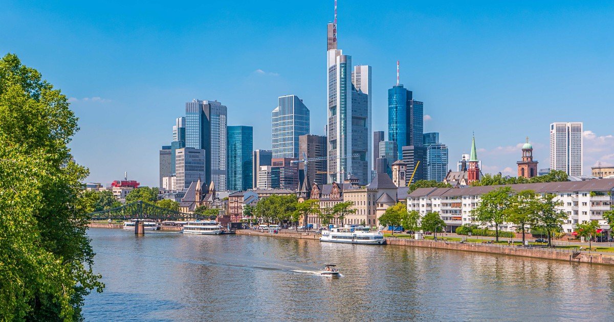HypZert F zertifizierte Immobiliengutachter und Sachverständige für Immobilienbewertung und gerichtsfeste Gutachten im Rhein-Main-Gebiet und deutschlandweit. Zertifizierte Immobiliengutachter HypZert F gemäß DIN EN ISO IEC 17024 gleichgestellt zu öffentlich bestellte Sachverständige für Immobilienbewertung und gerichtsfeste Gutachten im Rhein-Main-Gebiet und deutschlandweit