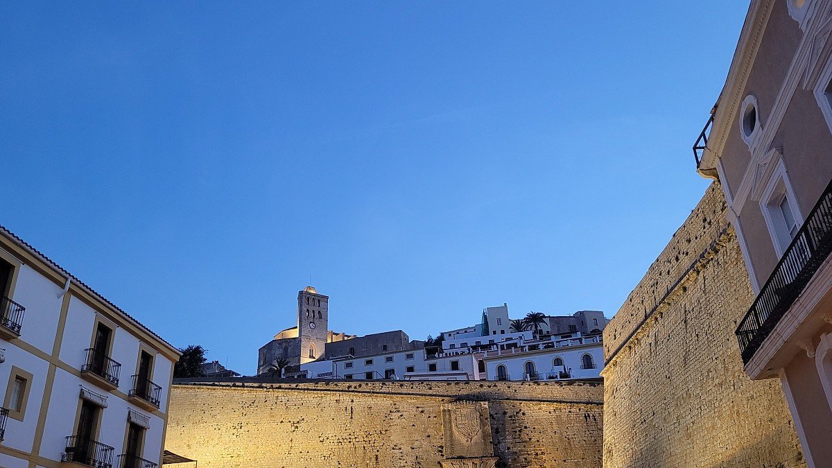 Ibiza Eivissa Immobiliengutachter HypZert F DIN EN ISO/IEC 17024 für finanzwirtschaftliche Zwecke Marktwertgutachten Beleihungswertgutachten Verkehrswertgutachten für alle Immobilienarten Wohnimmobilien Gewerbeimmobilien Spezialimmobilien Immobilienbewertung Kurzgutachten Wertgutachten Immobiliengutachten Kaufberatung Hauskaufberatung Bauabnahme Ibiza-Stadt Santa Eulària des Riu Sant Antoni de Portmany Sant Josep de sa Talaia Sant Joan de Labritja Es Canar Santa Gertrudis de Fruitera Sant Carles de Peralta Sant Miquel de Balansat Sant Llorenç de Balàfia Cala de Sant Vicent Jesús Puig den Valls Sant Jordi de ses Salines Es Cubells Cala Llonga Portinatx Cala Tarida Sant Agustí des Vedrà Sant Mateu dAlbarca Buscastell Sa Cala Talamanca Siesta Es Figueral Es Puig den Valls Ibiza Eivissa Immobiliengutachter HypZert F DIN EN ISO/IEC 17024 für finanzwirtschaftliche Zwecke Marktwertgutachten Beleihungswertgutachten Verkehrswertgutachten für alle Immobilienarten Wohnimmobilien Gewerbeimmobilien Spezialimmobilien Immobilienbewertung Kurzgutachten Wertgutachten Immobiliengutachten Kaufberatung Hauskaufberatung Bauabnahme Ibiza-Stadt Santa Eulària des Riu Sant Antoni de Portmany Sant Josep de sa Talaia Sant Joan de Labritja Es Canar Santa Gertrudis de Fruitera Sant Carles de Peralta Sant Miquel de Balansat Sant Llorenç de Balàfia Cala de Sant Vicent Jesús Puig den Valls Sant Jordi de ses Salines Es Cubells Cala Llonga Portinatx Cala Tarida Sant Agustí des Vedrà Sant Mateu dAlbarca Buscastell Sa Cala Talamanca Siesta Es Figueral Es Puig den Valls
